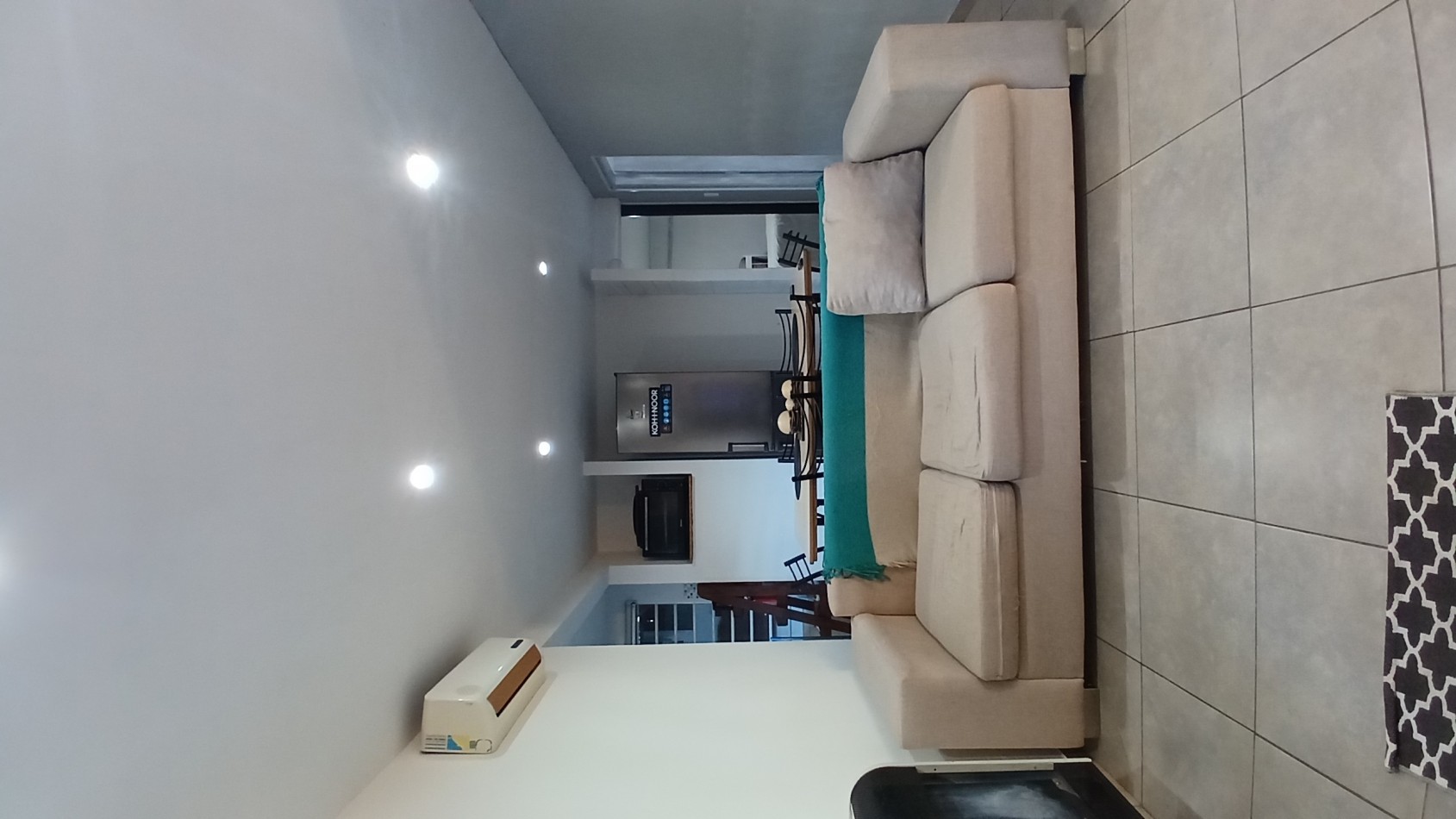 VENTA CASA CON 3 DPTOS EN ZONA GOLF DE VILLA GESELL