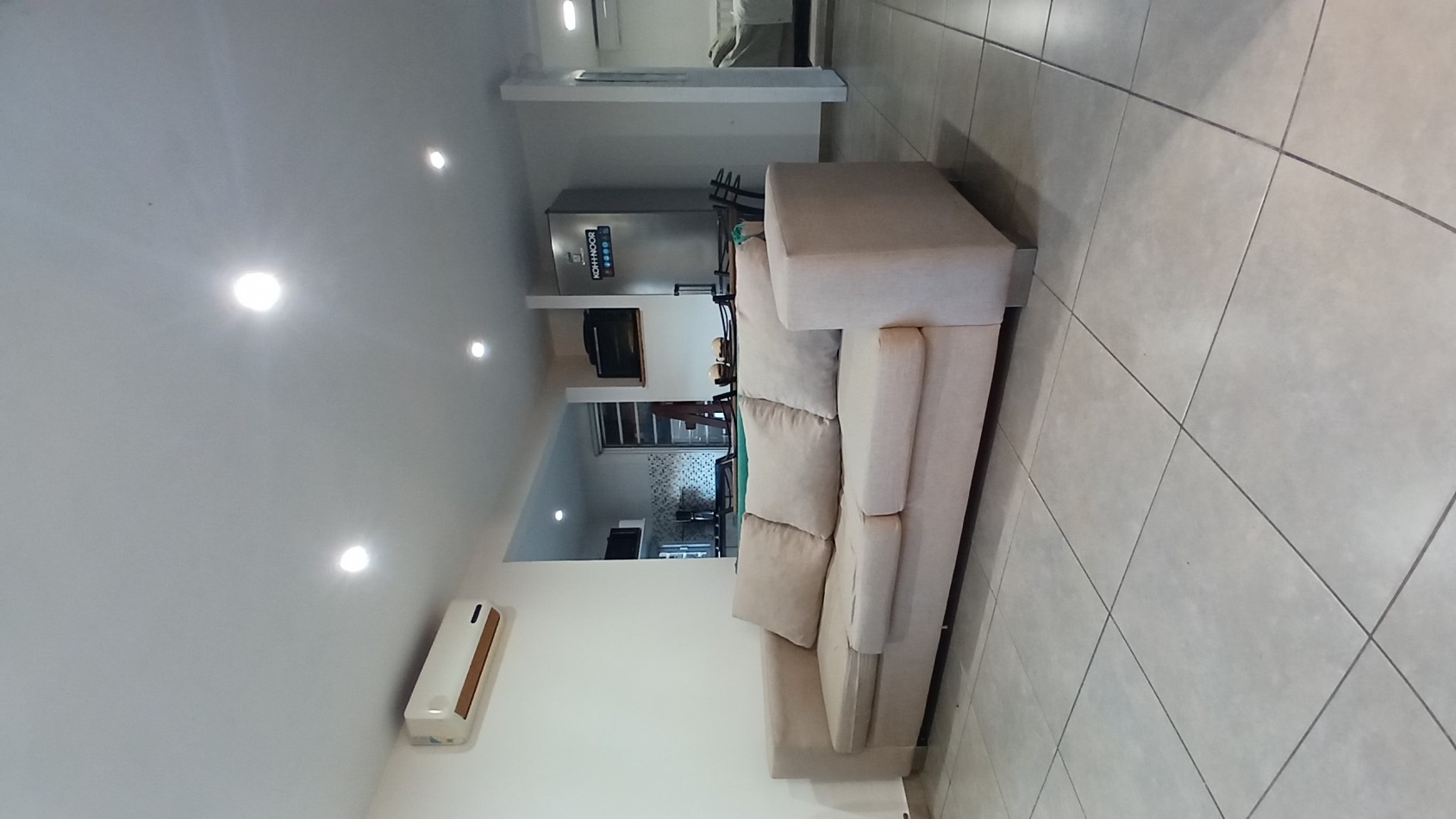 VENTA CASA CON 3 DPTOS EN ZONA GOLF DE VILLA GESELL