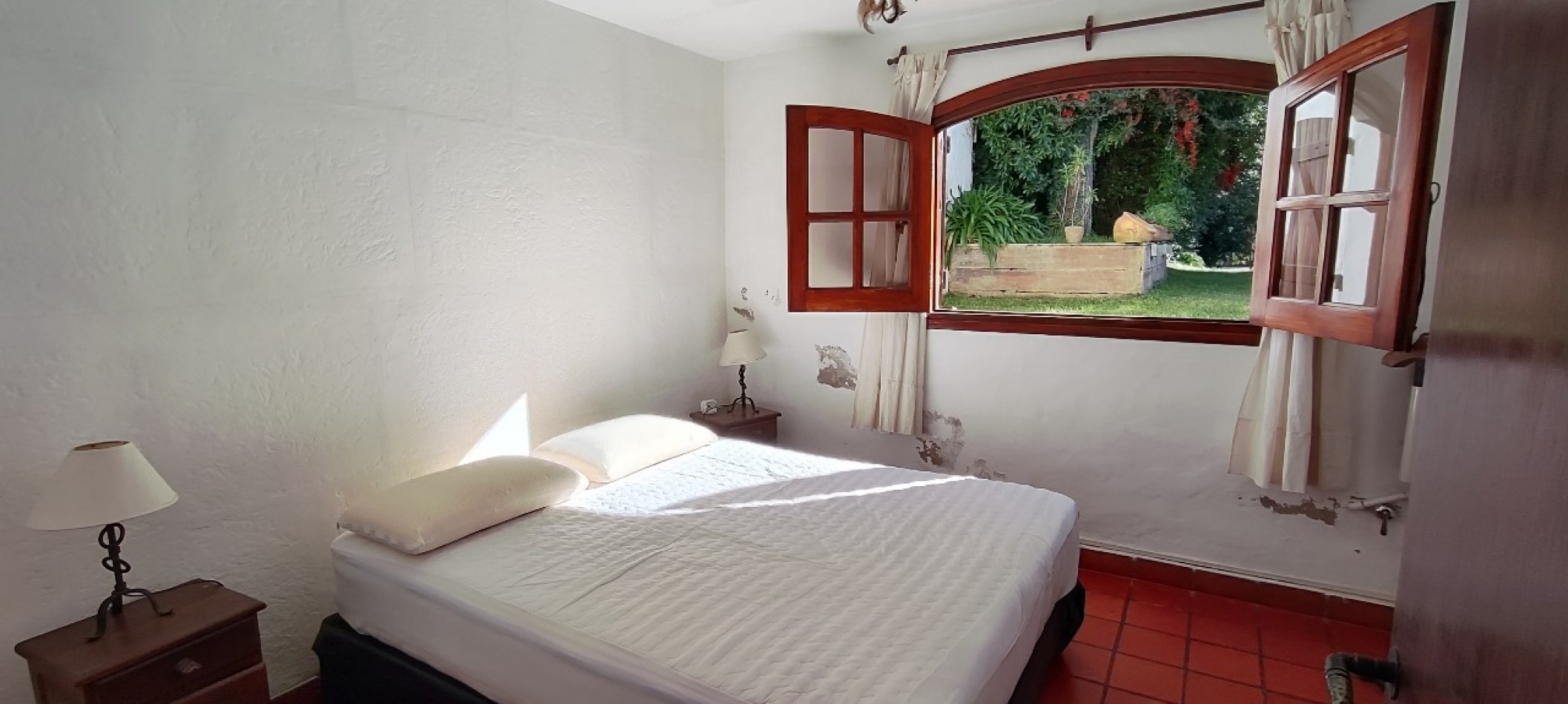 CASA EN BARRIO CERRADO HIPOCAMPO UNICO EN GESELL - APTO CREDITO BANCARIO -