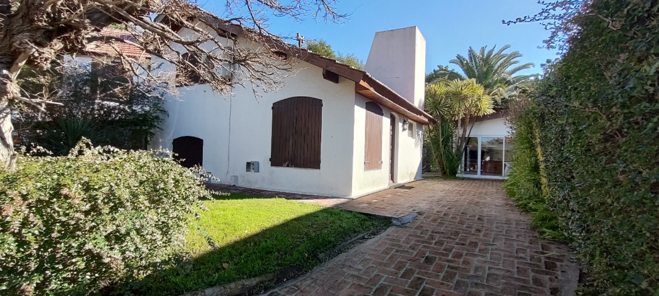 CASA EN BARRIO CERRADO HIPOCAMPO UNICO EN GESELL - APTO CREDITO BANCARIO -