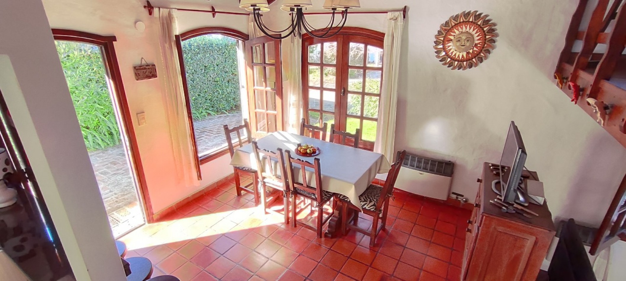 CASA EN BARRIO CERRADO HIPOCAMPO UNICO EN GESELL - APTO CREDITO BANCARIO -