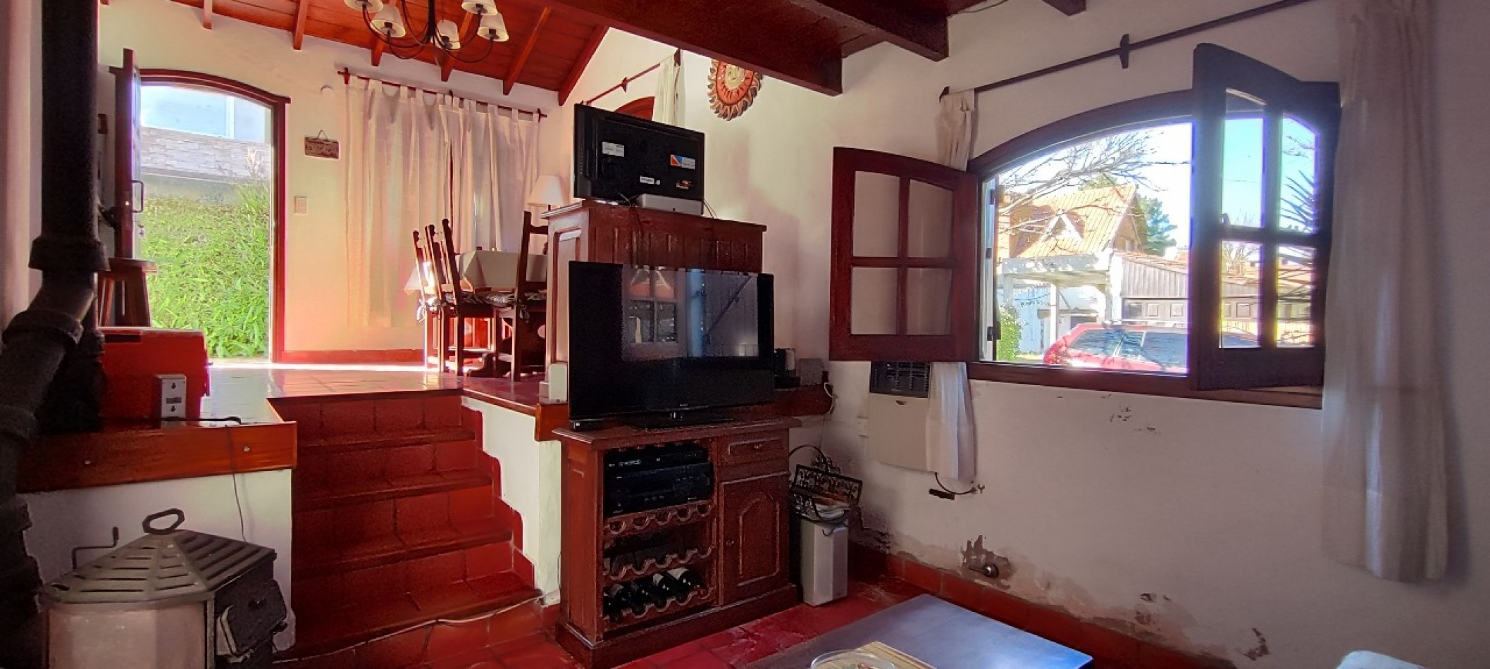 CASA EN BARRIO CERRADO HIPOCAMPO UNICO EN GESELL - APTO CREDITO BANCARIO -