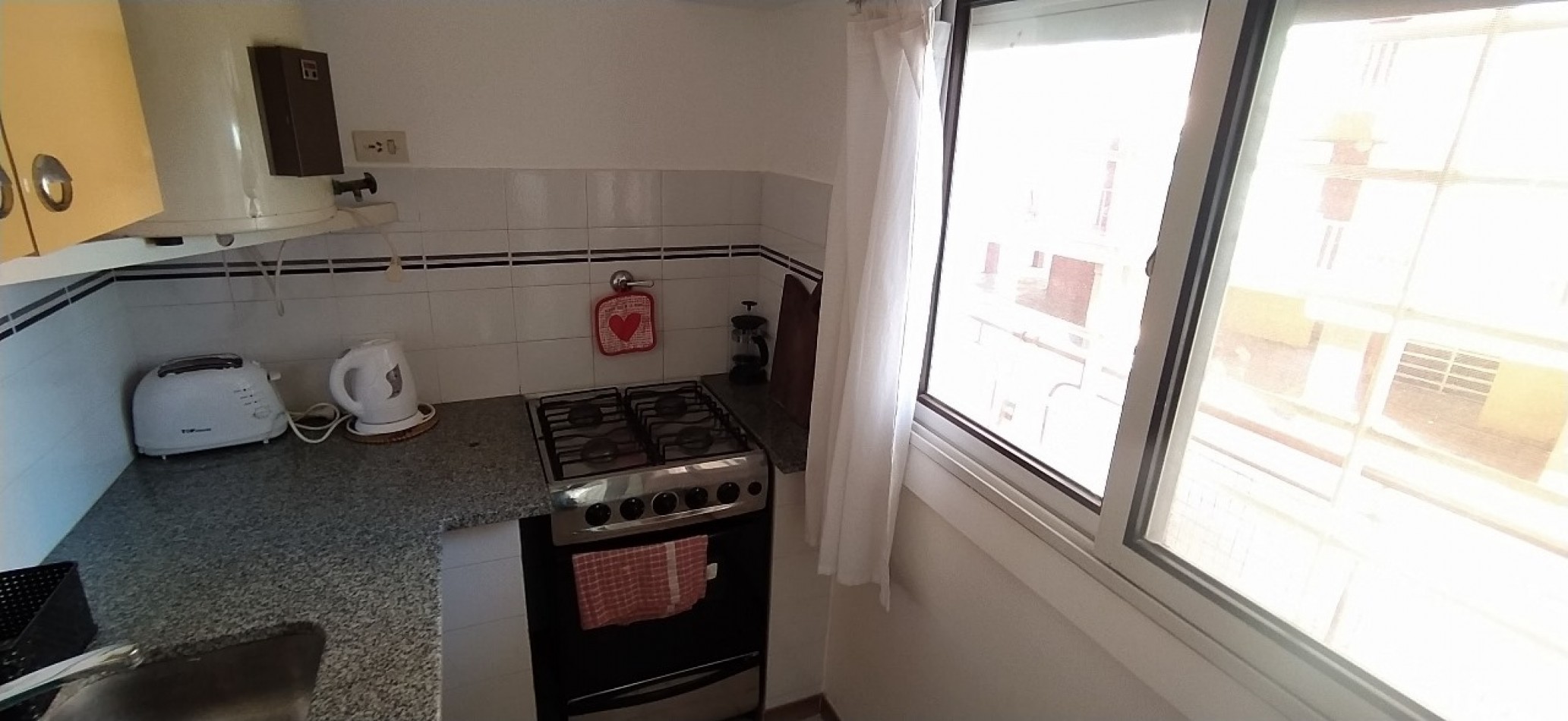 GALEON I DEPARTAMENTO 2 AMBIENTES C/COCHERA EXCELENTE ESTADO