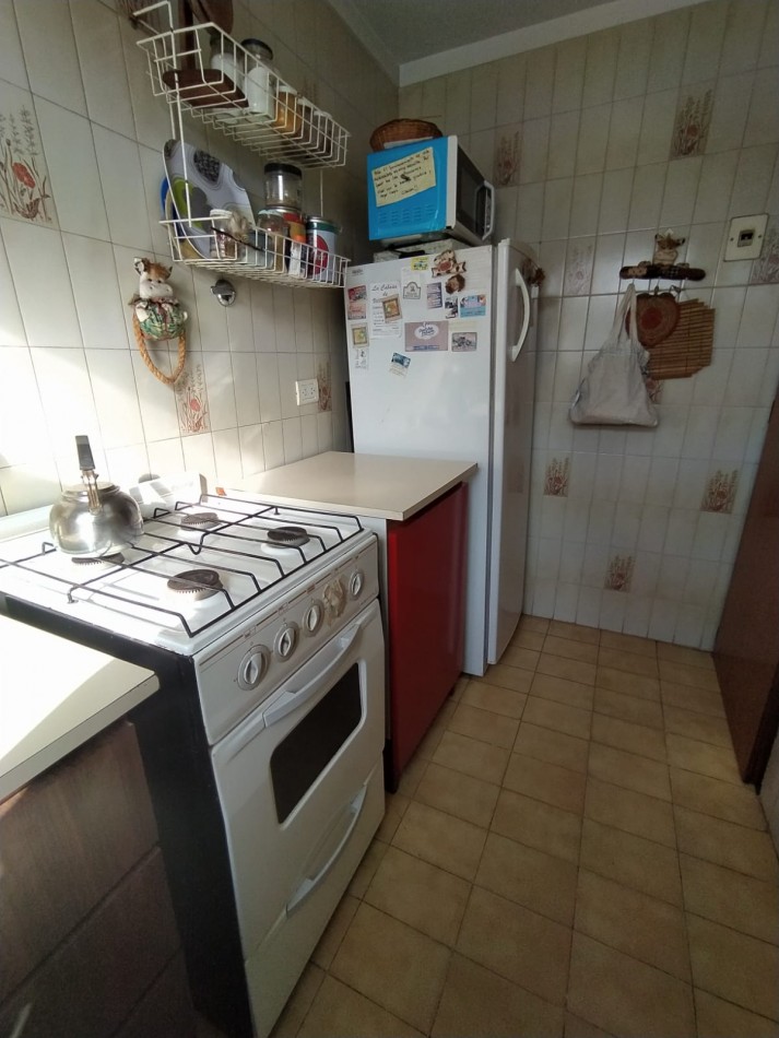 DEPARTAMENTO 2 AMBIENTES EN 1° PISO - GESELL CENTRO -