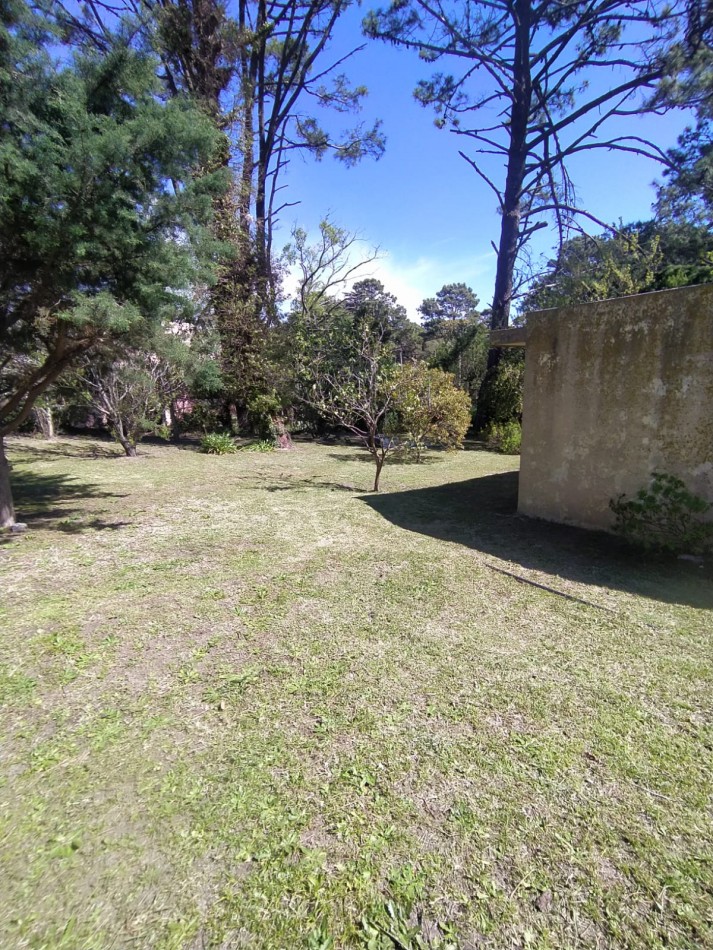 IMPORTANTE CHALET 4 AMBIENTES EN ZONA RESIDENCIAL DE GESELL - APTA CREDITO BANCARIO -