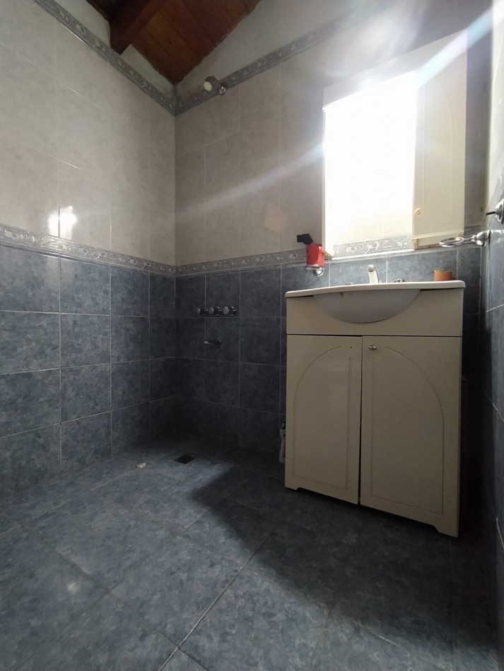 IMPORTANTE CHALET 4 AMBIENTES EN ZONA RESIDENCIAL DE GESELL - APTA CREDITO BANCARIO -