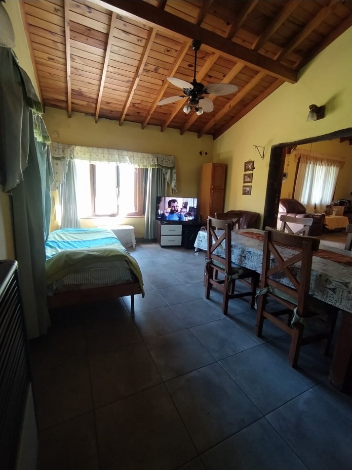 IMPORTANTE CHALET 4 AMBIENTES EN ZONA RESIDENCIAL DE GESELL - APTA CREDITO BANCARIO -